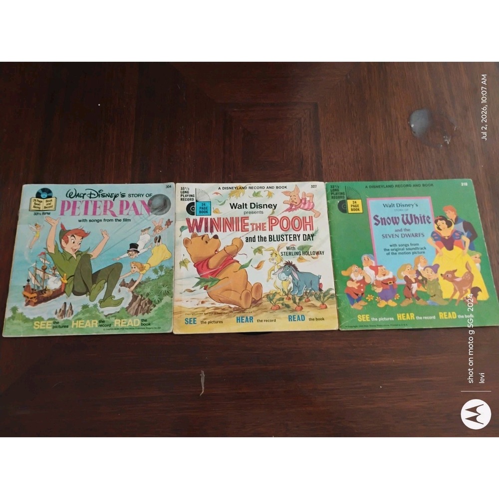 VTG WALT DISNEY LOT OF 4 READ-ALONG BOOKS & RECORDs Pooh, Snow White, Peter Pan